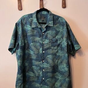 Tommy Bahama Men's Green Tropical Shirt